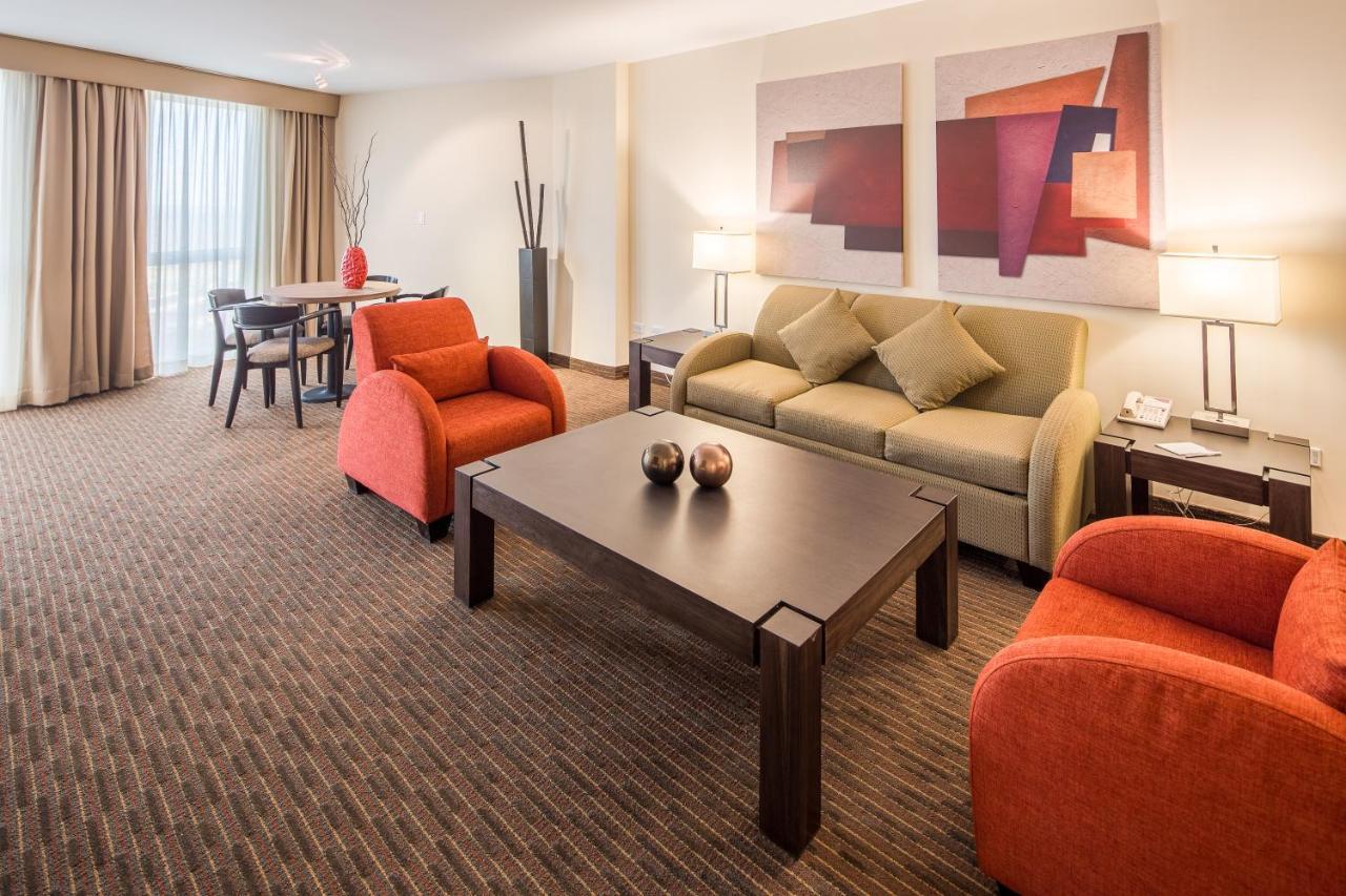 Отель Crowne Plaza Monterrey Aeropuerto By Ihg Аподака Экстерьер фото