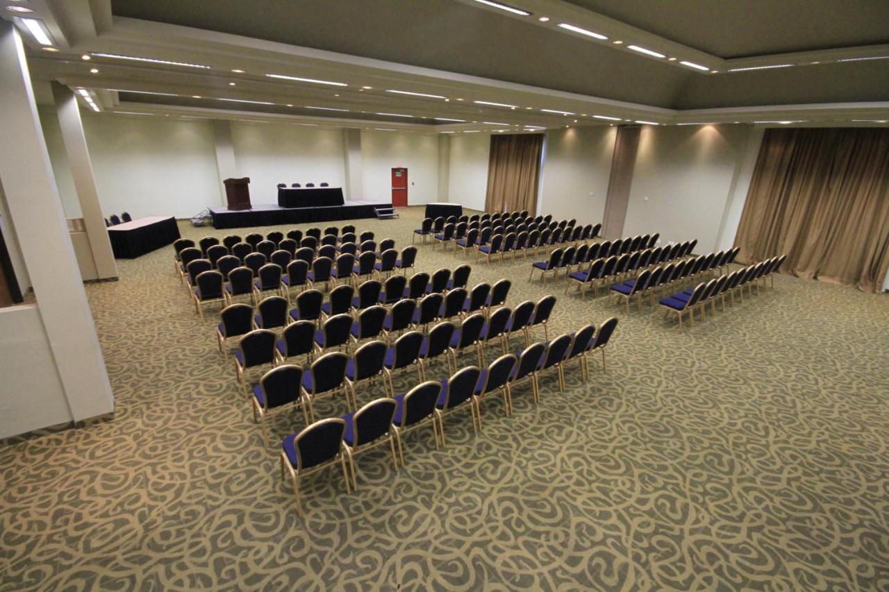 Отель Crowne Plaza Monterrey Aeropuerto By Ihg Аподака Экстерьер фото