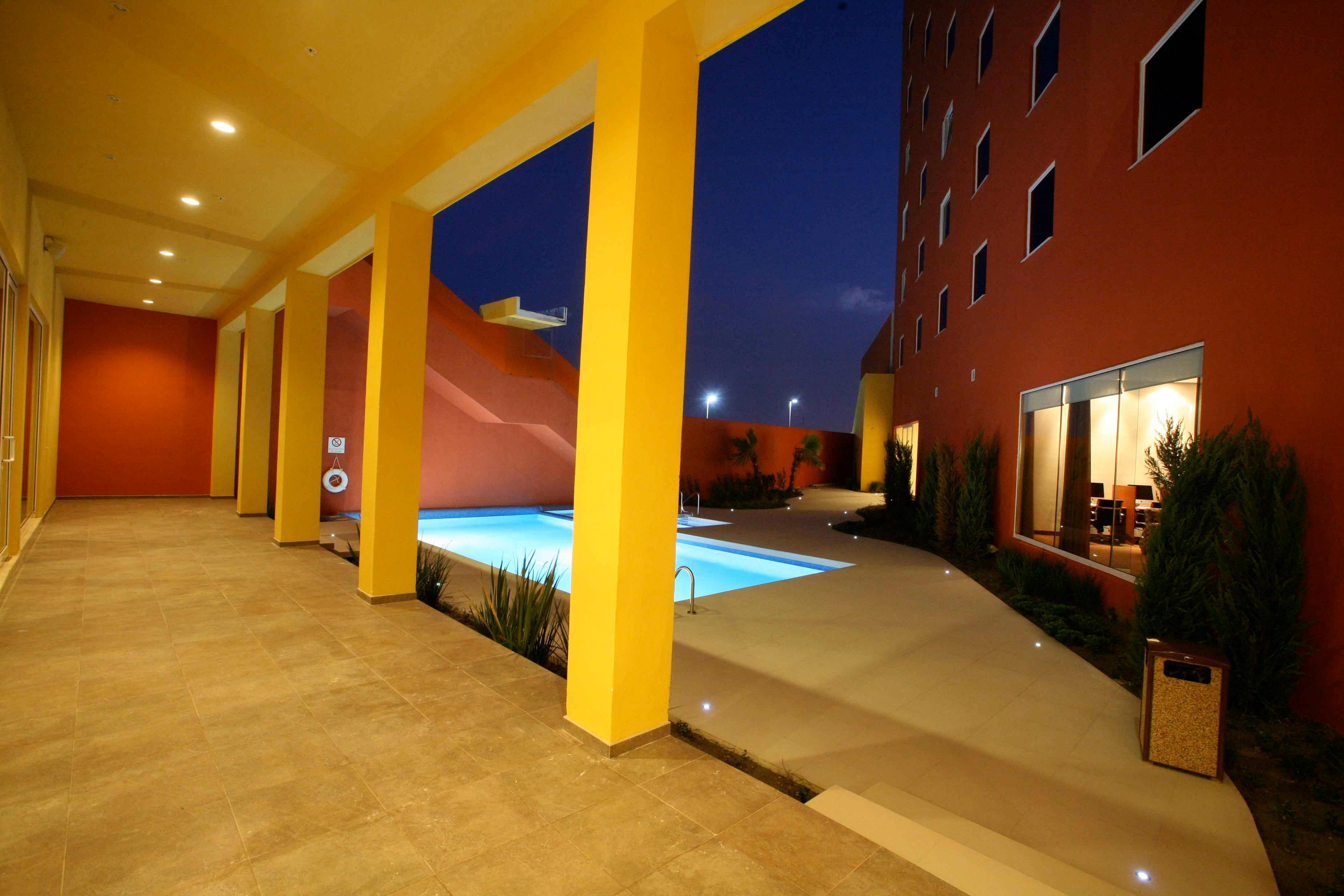Отель Crowne Plaza Monterrey Aeropuerto By Ihg Аподака Экстерьер фото